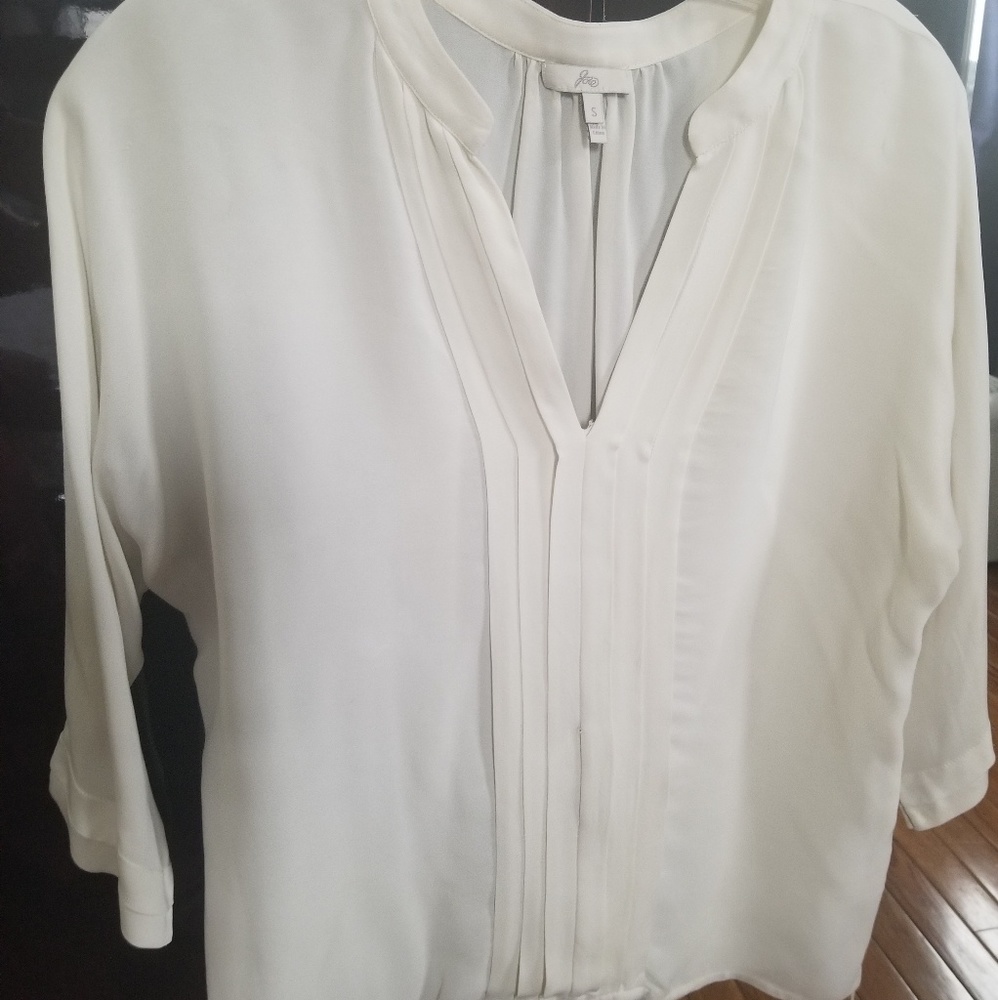 Off-white Blouse with Pleated Detail